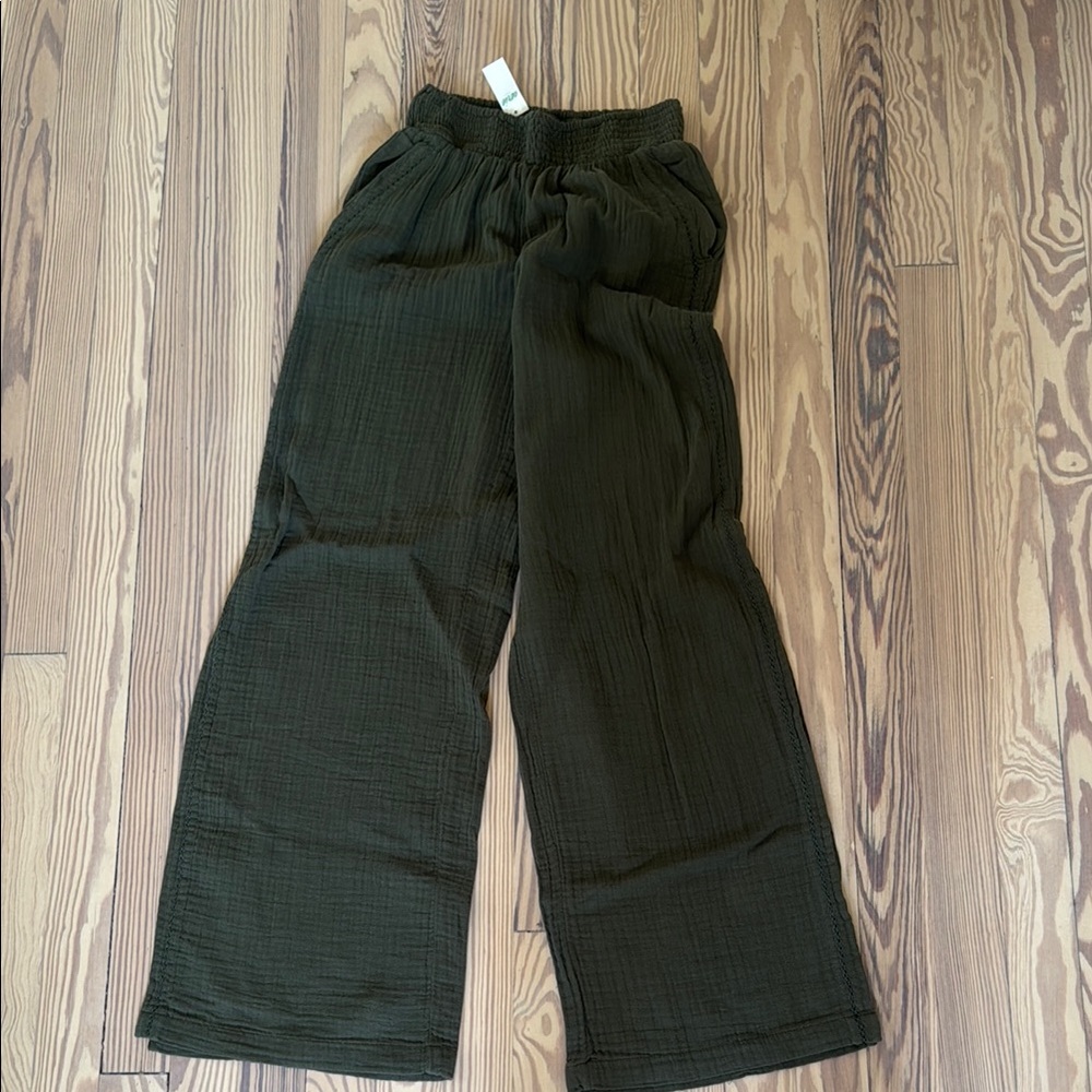 Dark Green Wide-Leg Pants